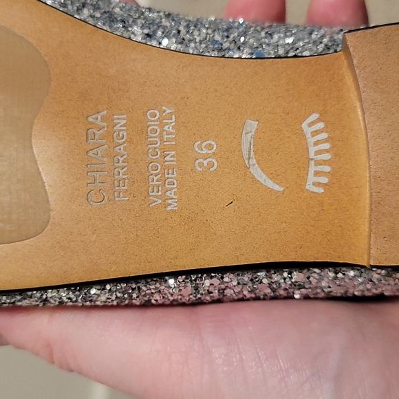 Chiara Ferragni Iconic Wink Flats - Picture 4 of 6